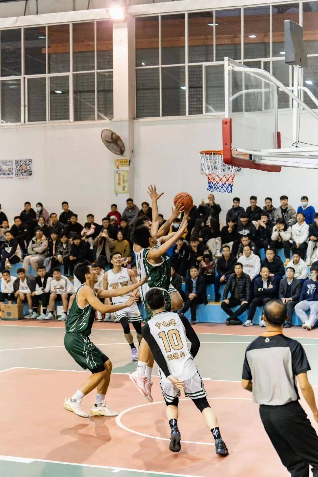 全国青少年篮球“梦想之路”公益行深入边远山区的简单介绍 全国青少年篮球“梦想之路”公益行深入边远山区的简单介绍