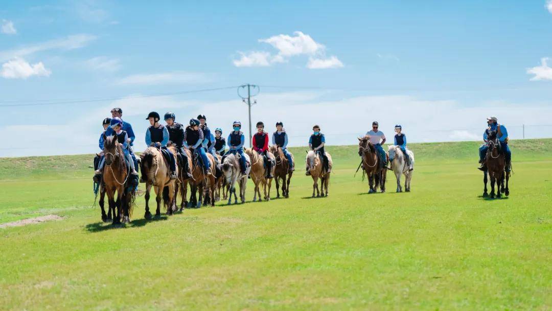 特色草原越野赛，体验纯朴原生态户外运动的简单介绍