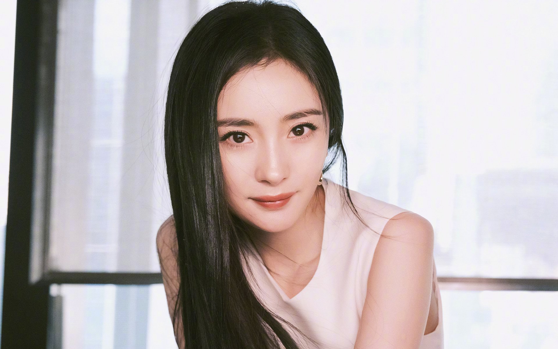 扎马莱克球迷支持力度加大,主场气氛火爆,扎克莱罗