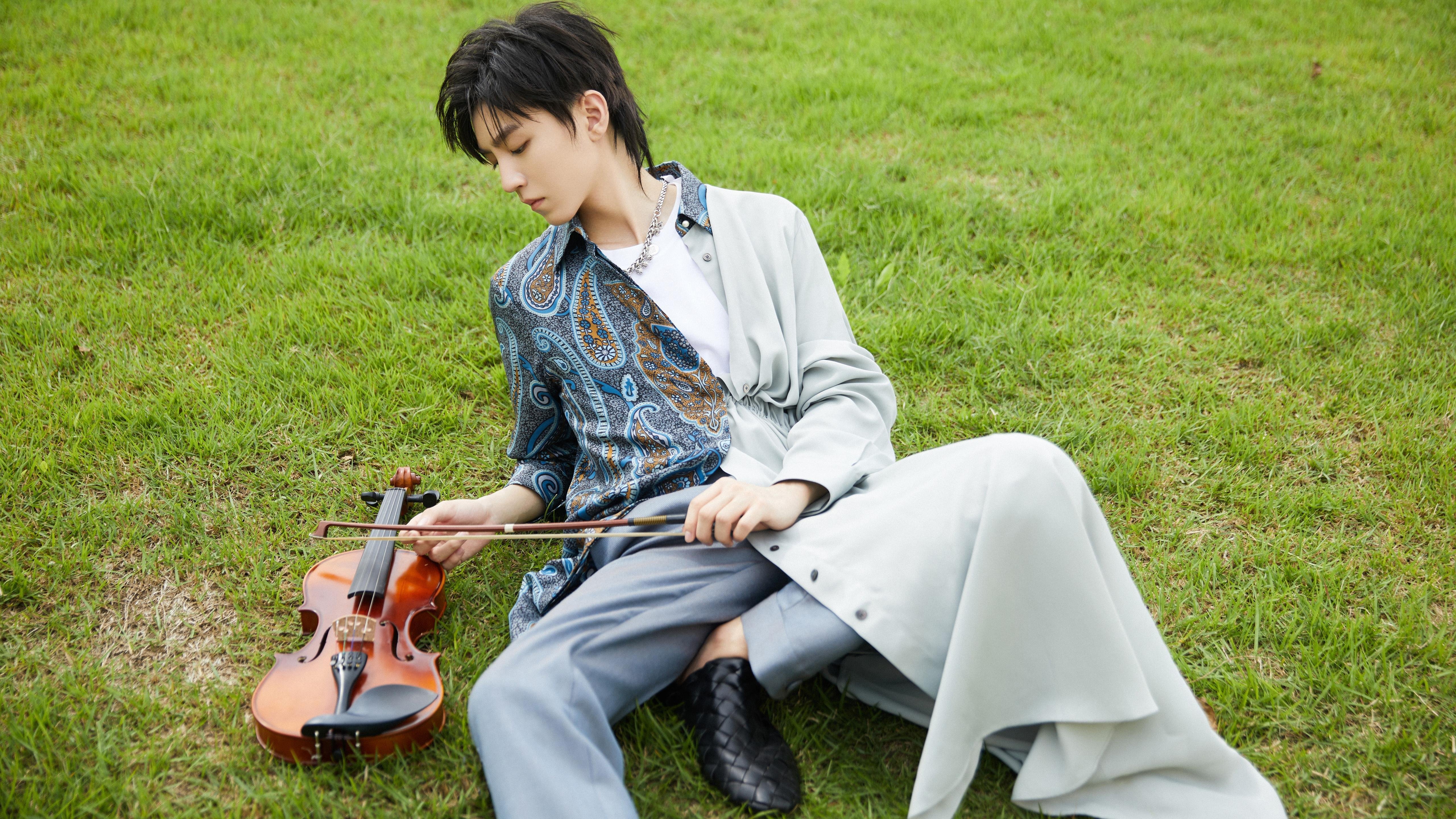 leyu乐鱼官网登录入口-西甲“争冠大戏”：皇马VS巴萨，世纪大战火花四射